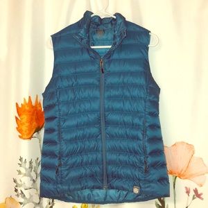 Women’s Size M REI CO OP down vest.